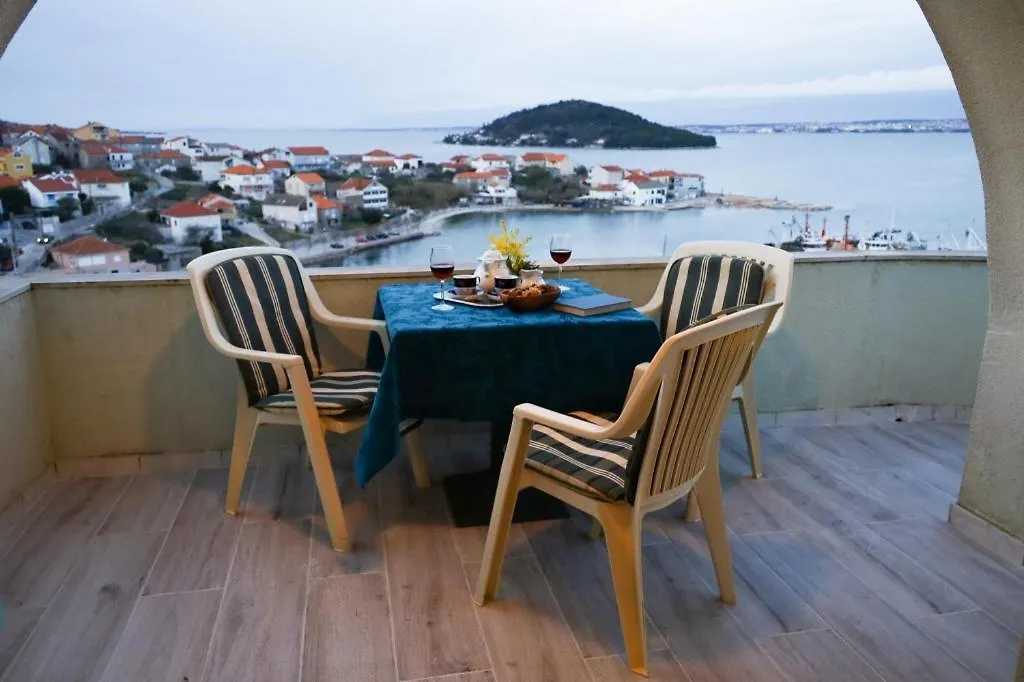 Apartment In Kali With Sea View, Balcony, Air Conditioning, Wi-Fi