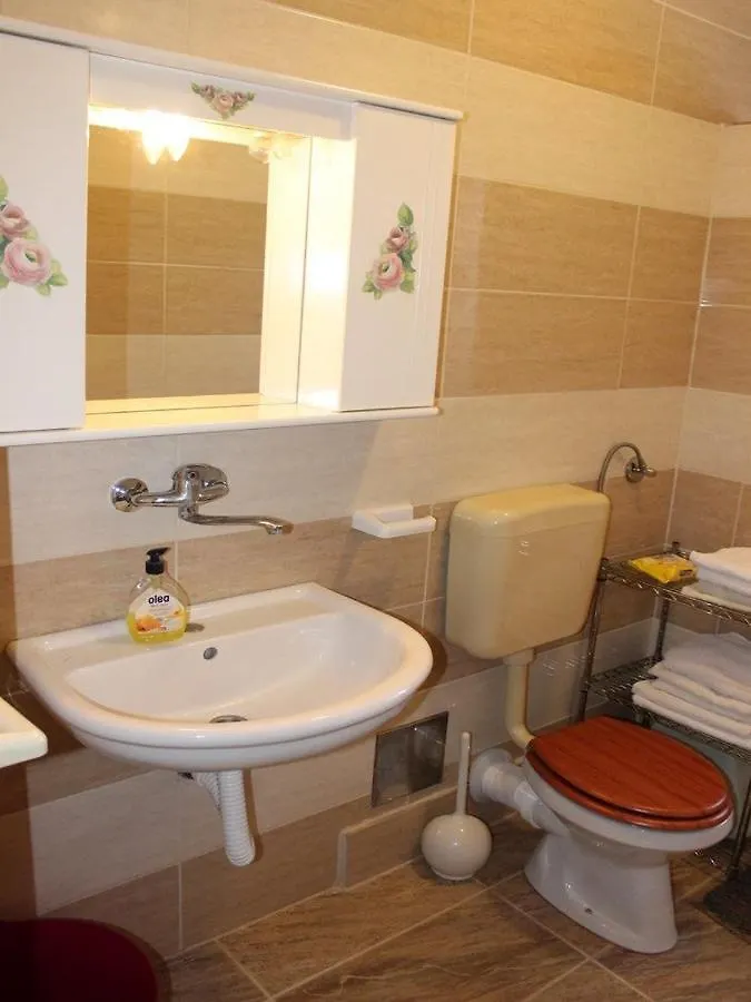 Apartment In Kali With Sea View, Balcony, Air Conditioning, Wi-Fi